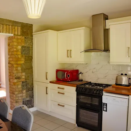 Alensgrove #8 - Two-bedroom *