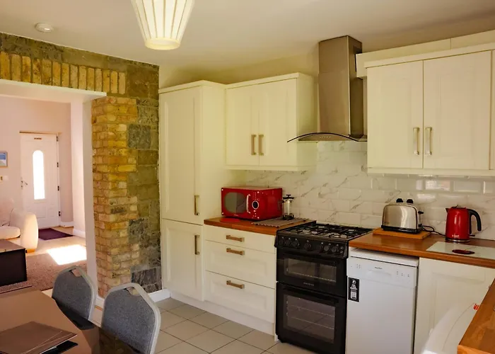 Alensgrove #8 - Two-bedroom *